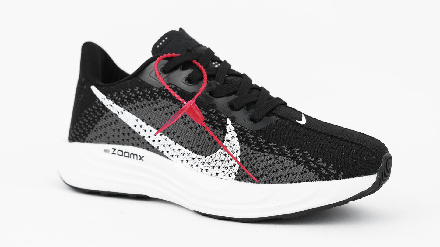 T169 black/white