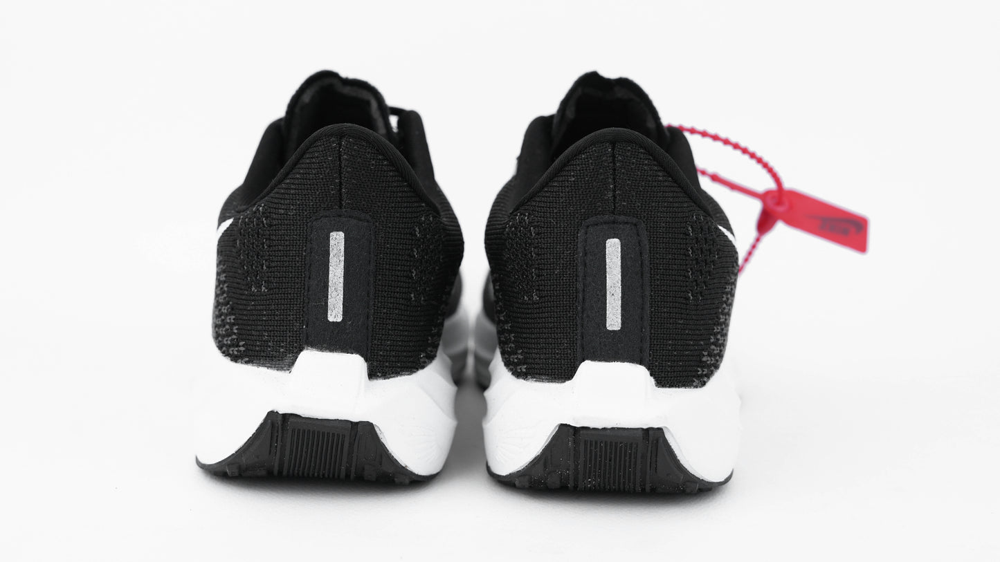 T169 black/white