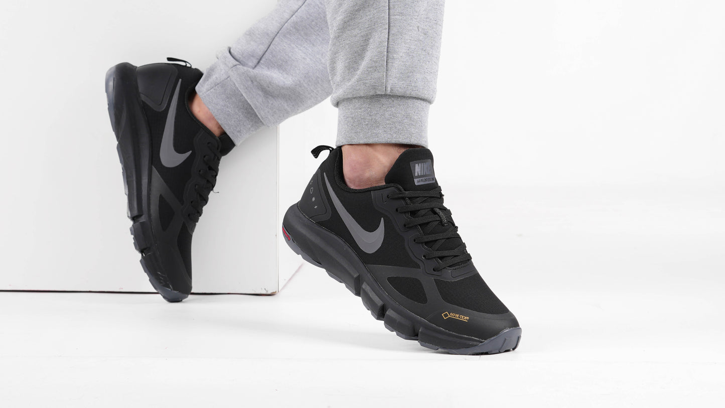 S09-1 all black/gold