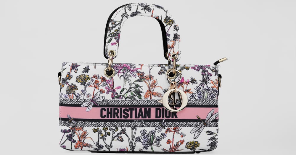 CHRISTIAN DIOR
