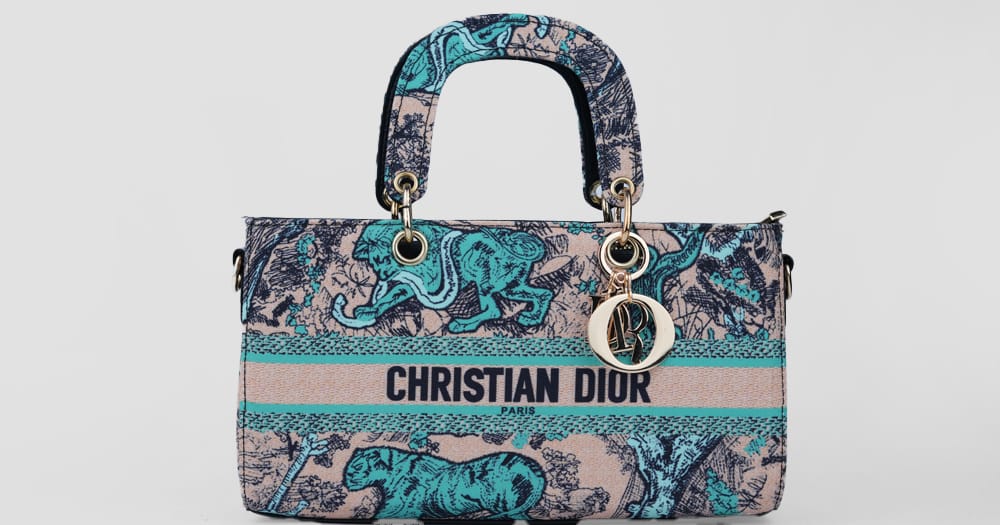 CHRISTIAN DIOR