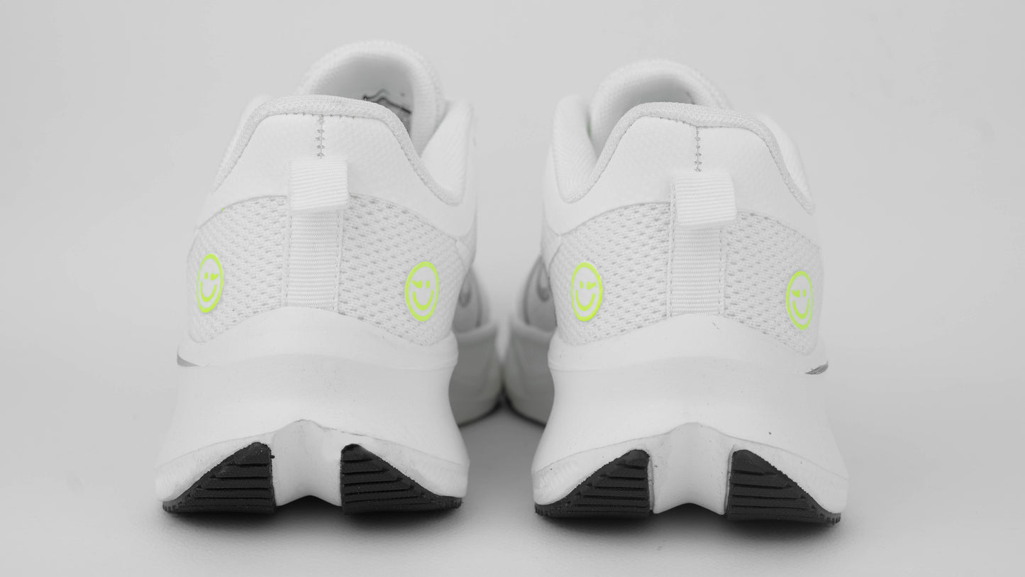 8109 White /Black