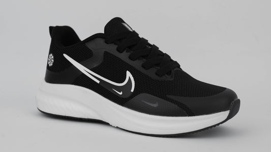 8118 Black/White