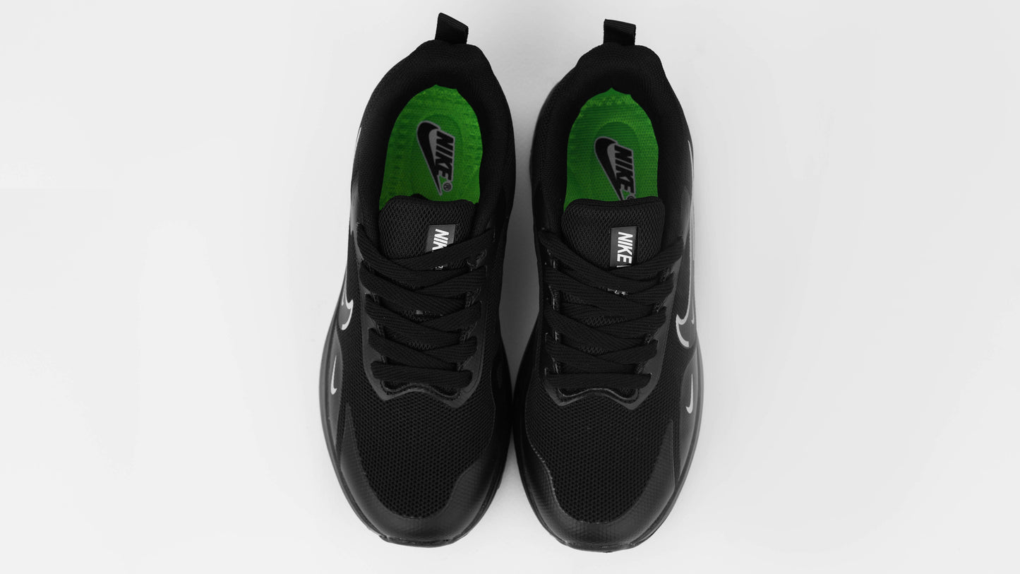 8118 All  Black