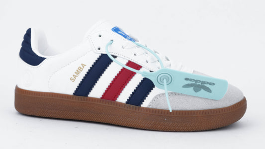 2122 white / blue / red