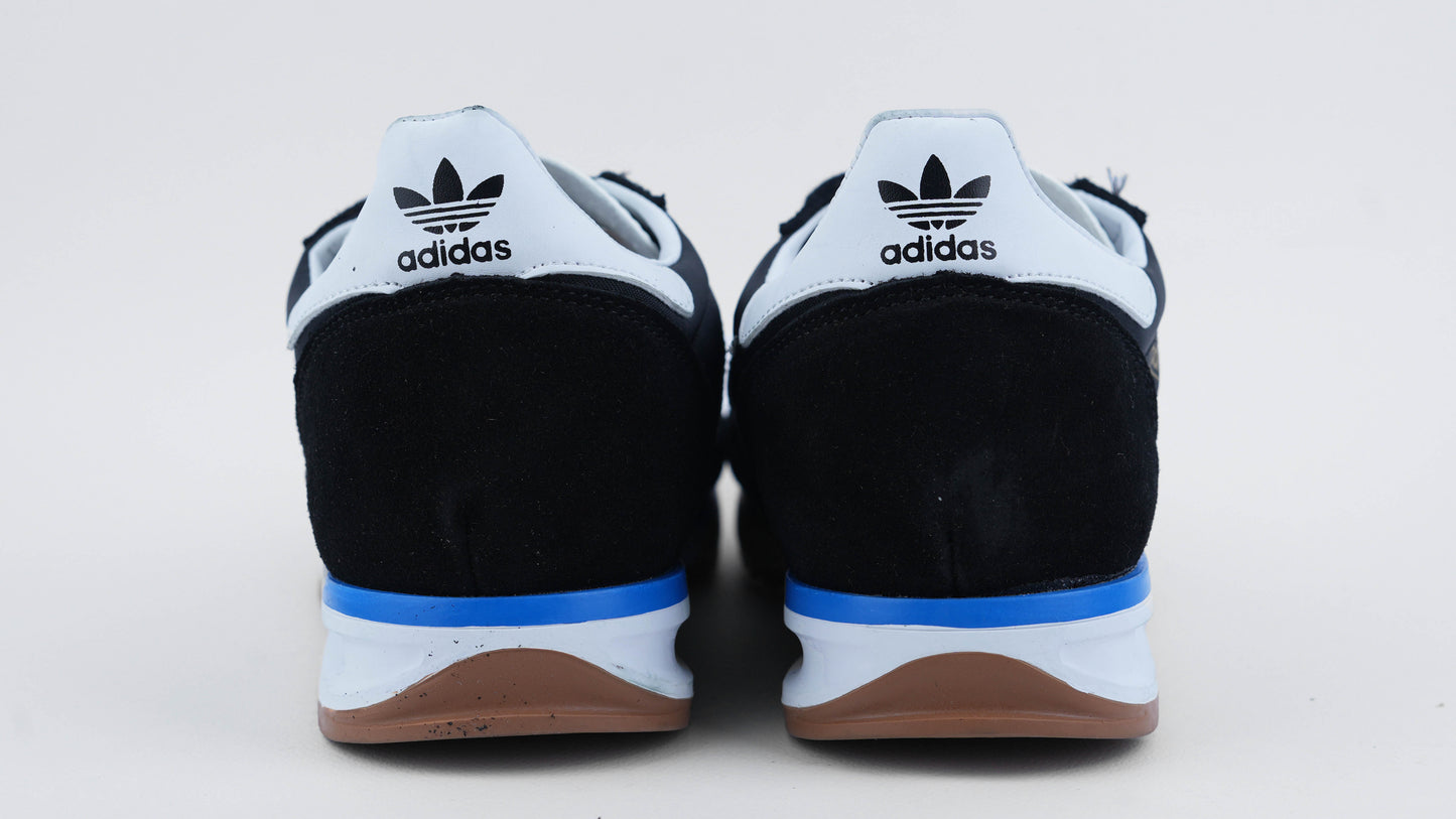 161-7 black/white/blue