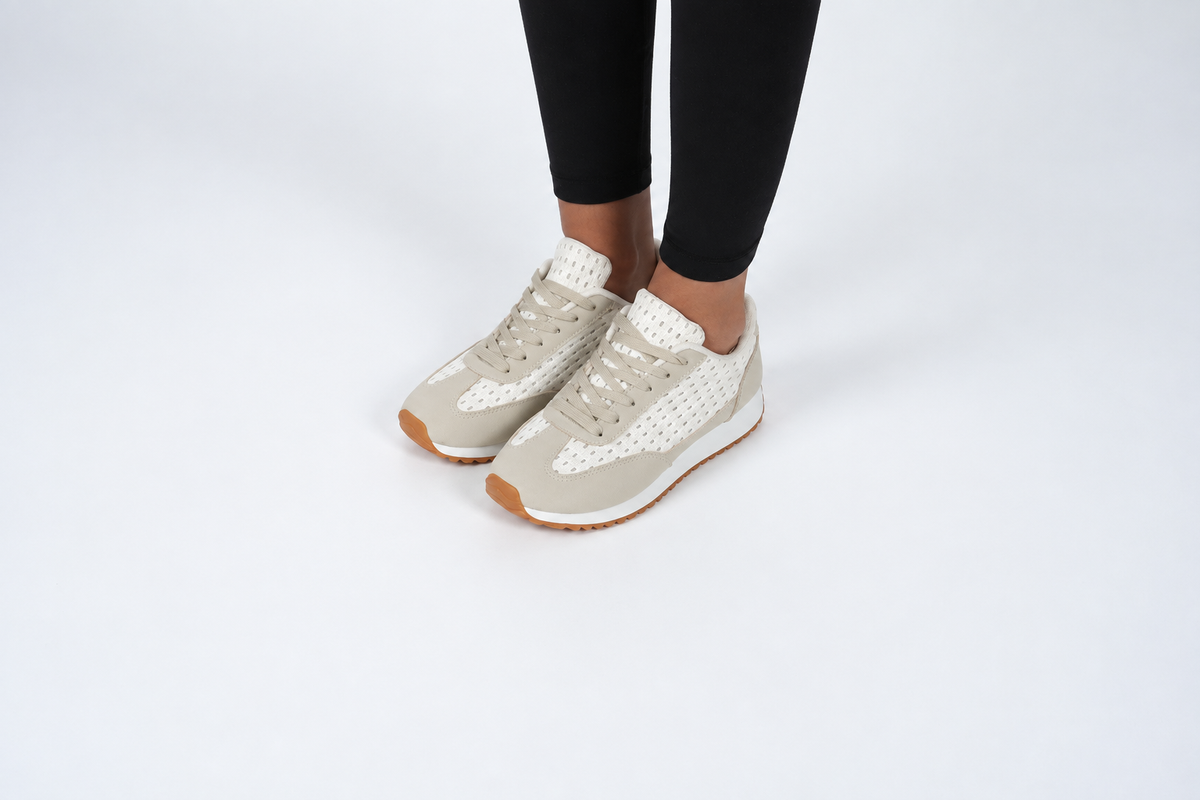 A-22 beige/white