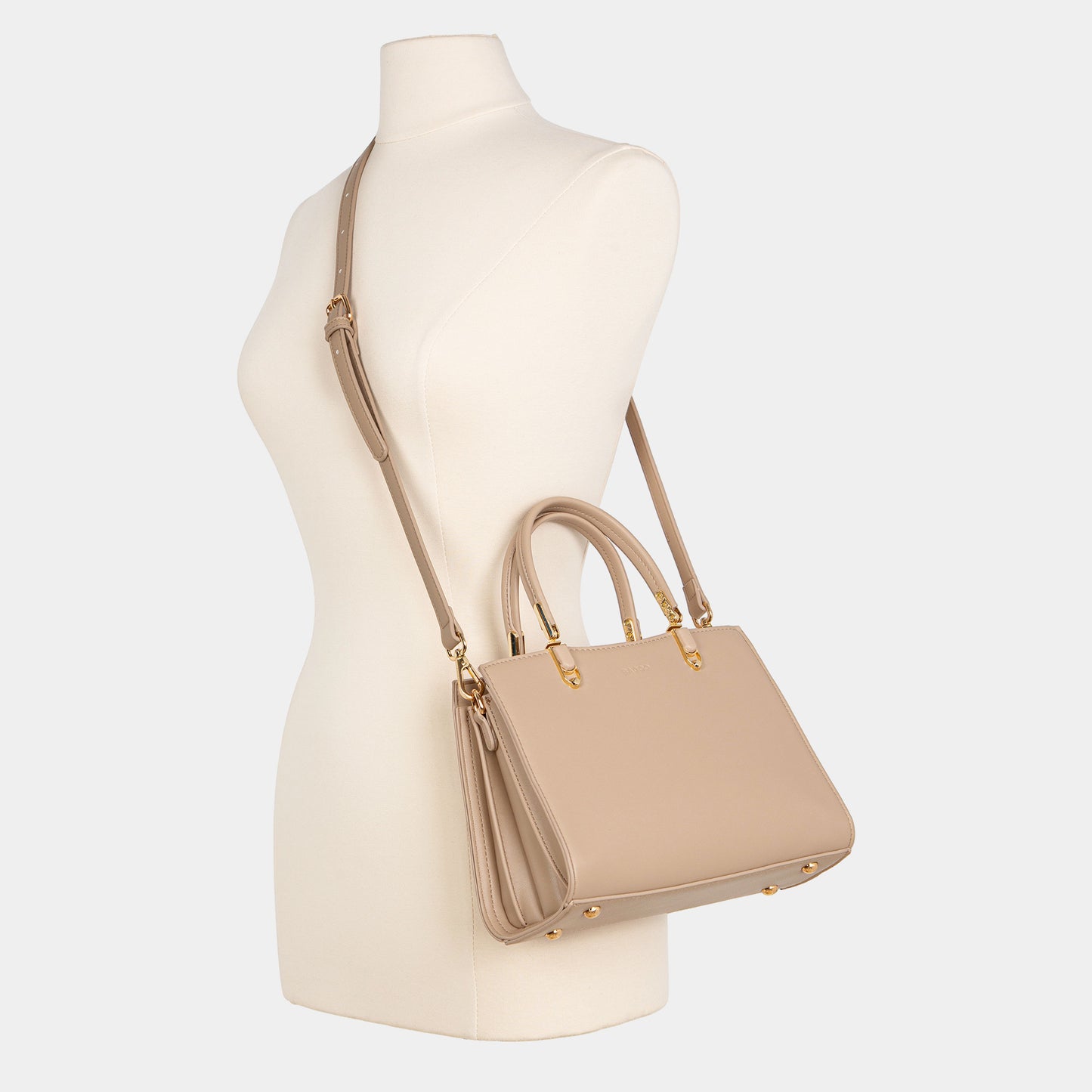 EK012409058 beige
