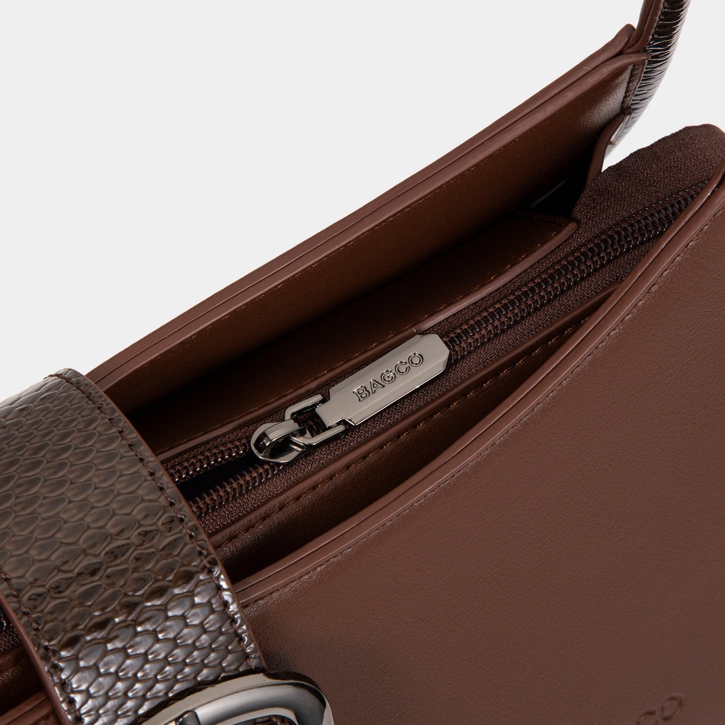 BX012408034 brown