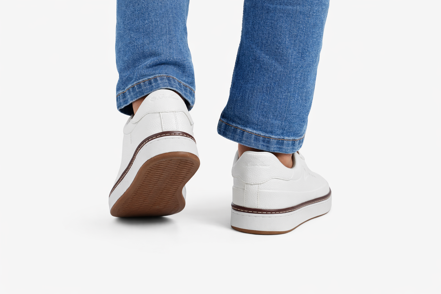 W888-A122 white