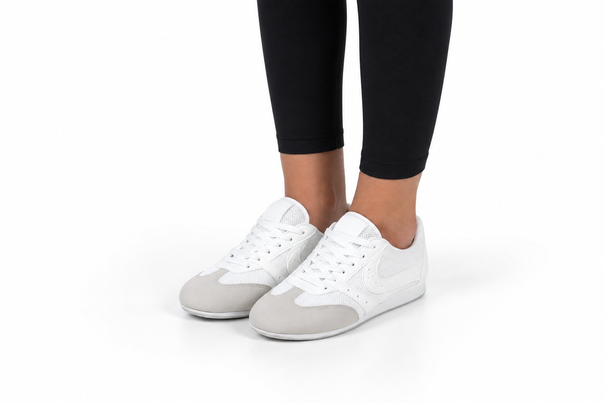L16 white