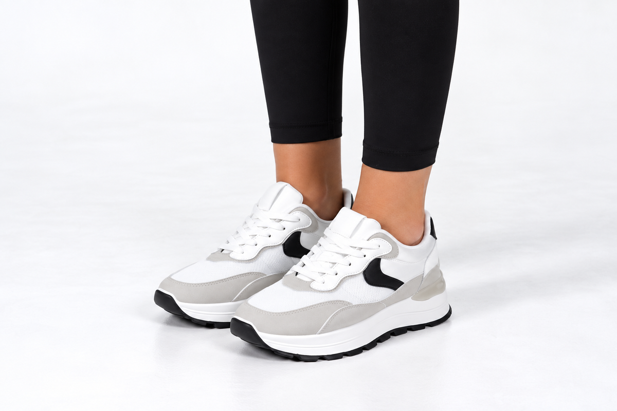 L15  white