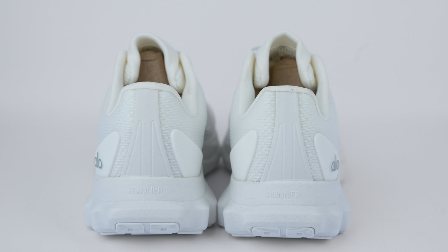 AB001M white