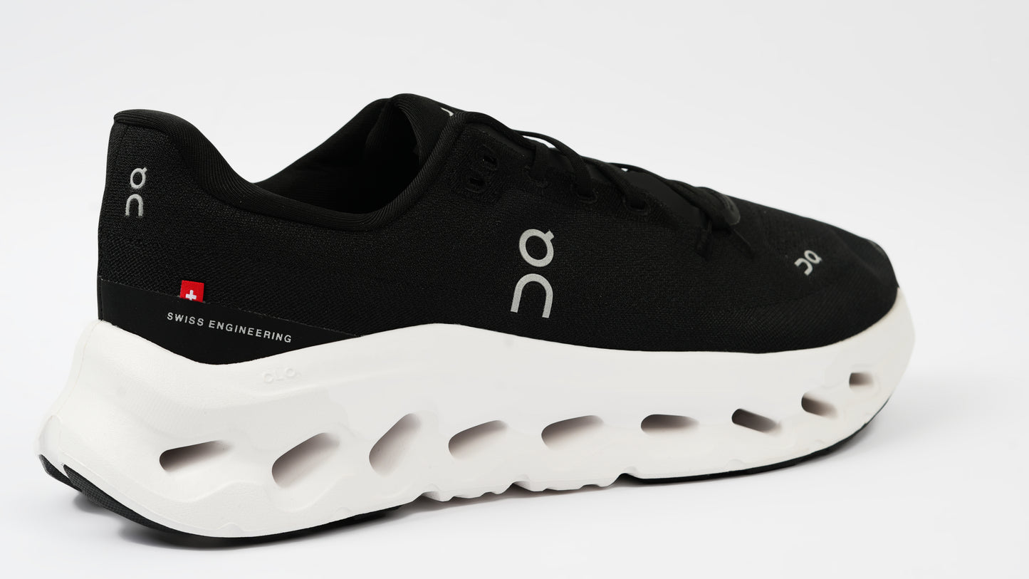 T01 black and white