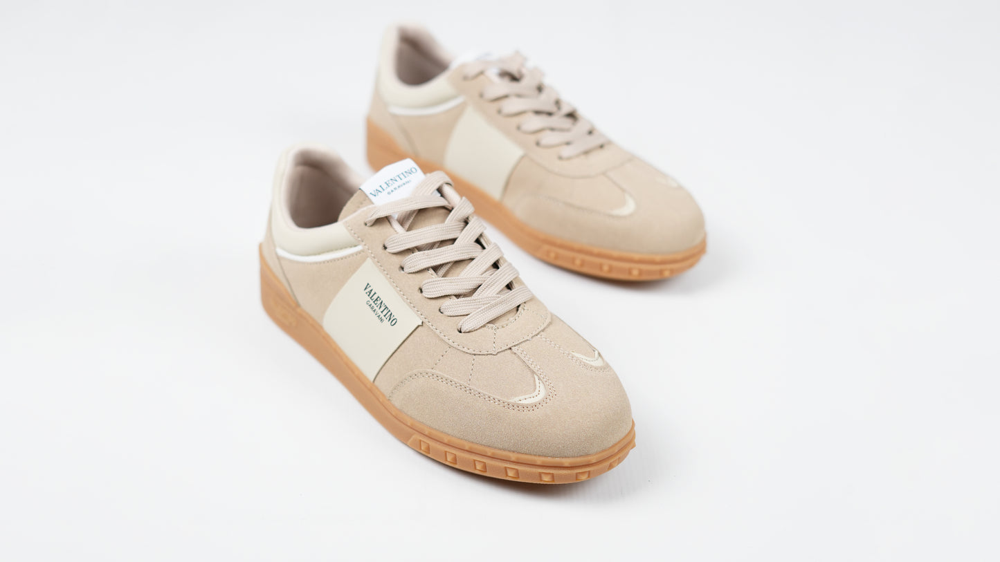 Q022 beige