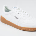 Q022 white