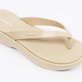 7222 d. beige