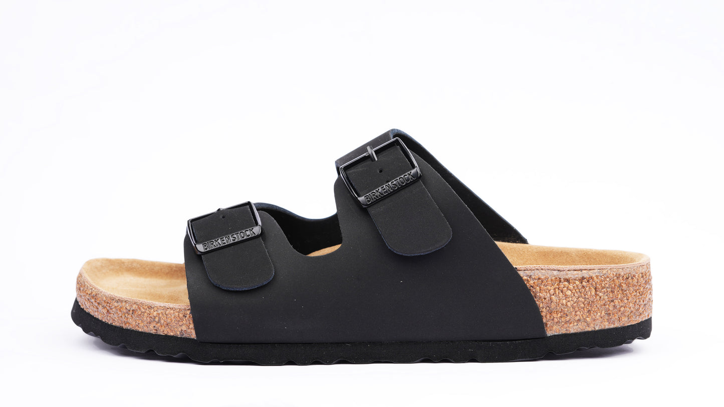 051751 black