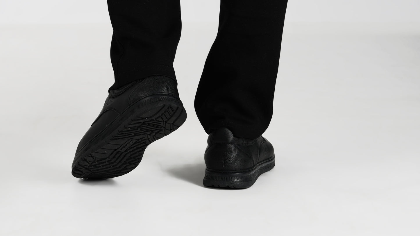 A3423 black