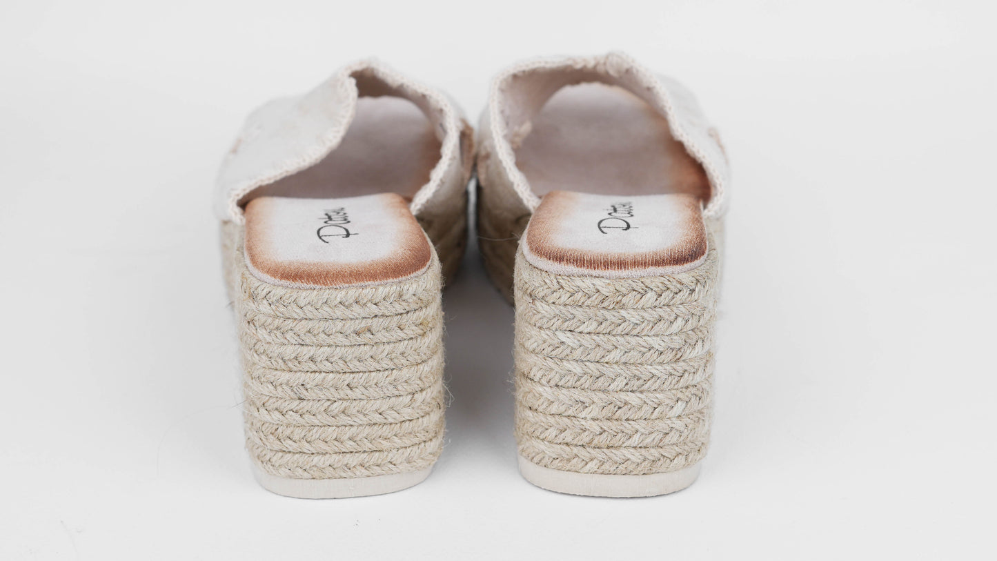 AB-5 Beige
