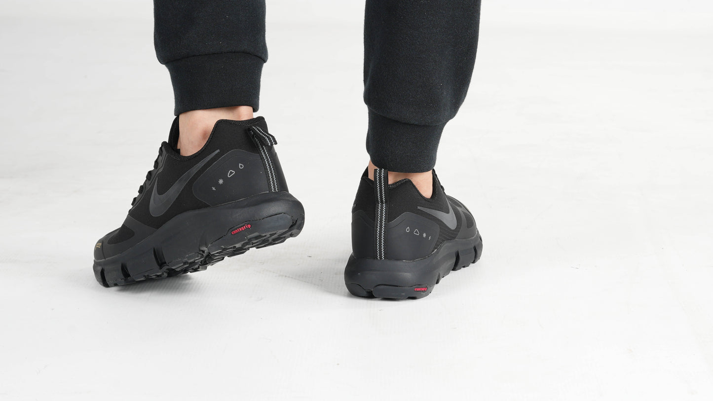 S09-1 all black/gold