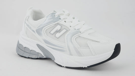 G002 white
