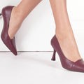 112 maroon