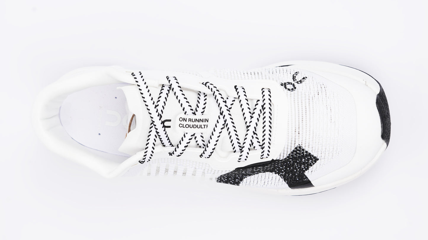 w01 white / black