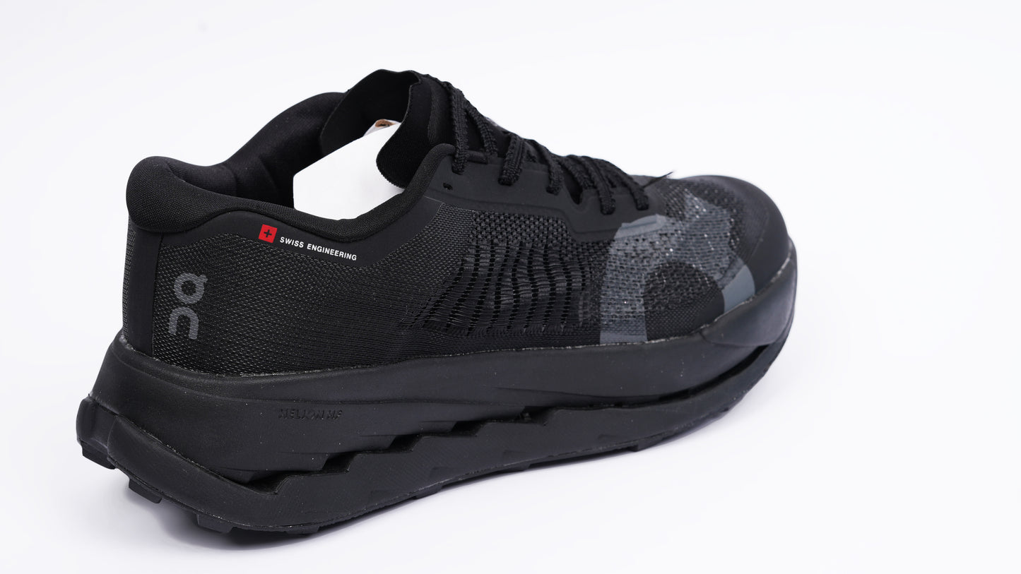 w01 black