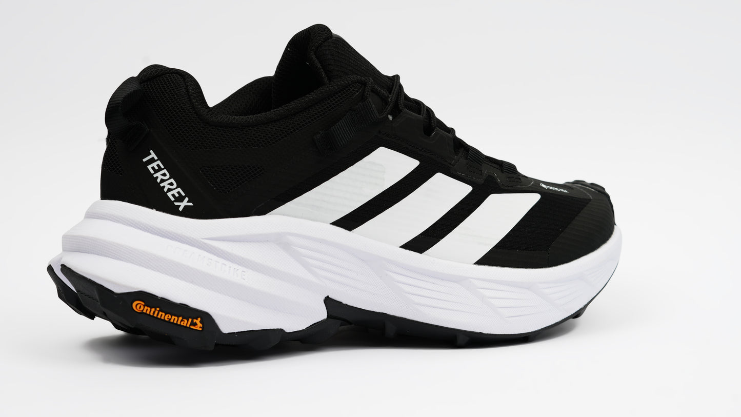 SS10 black/white