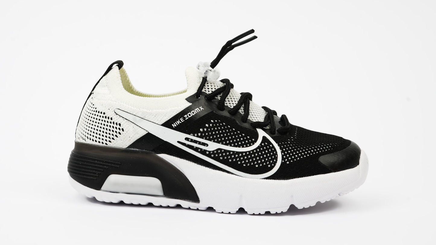 580 black/white
