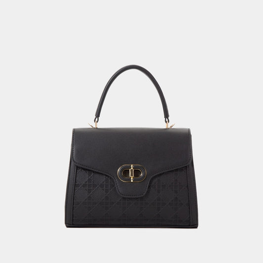 2560- Black