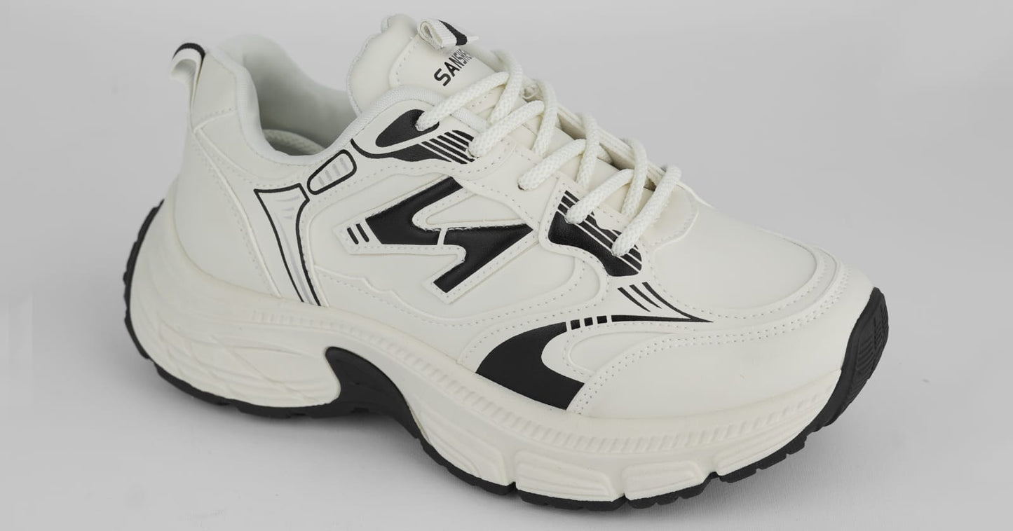 New Balance- White/Black